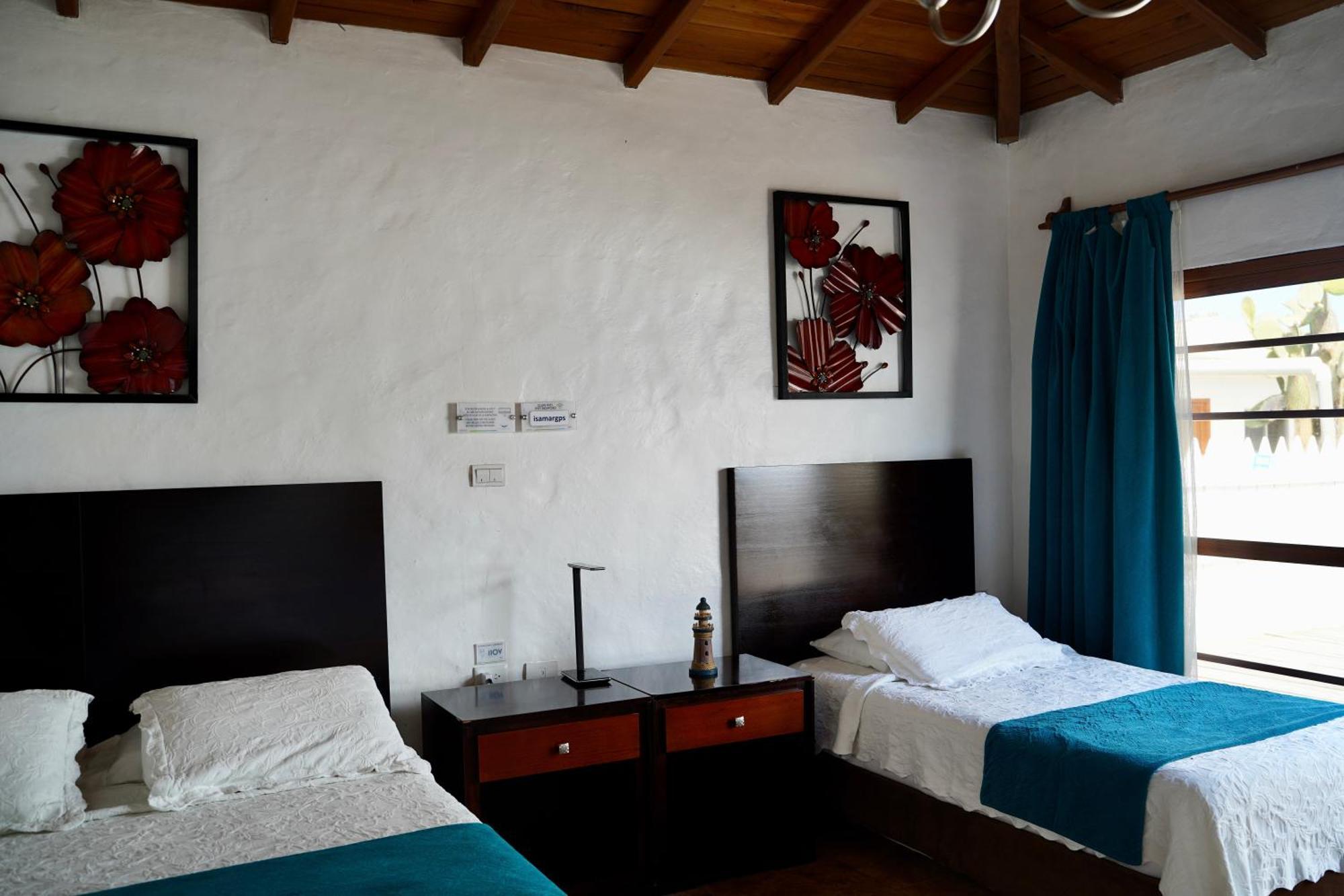 Isamar 3* Puerto Villamil