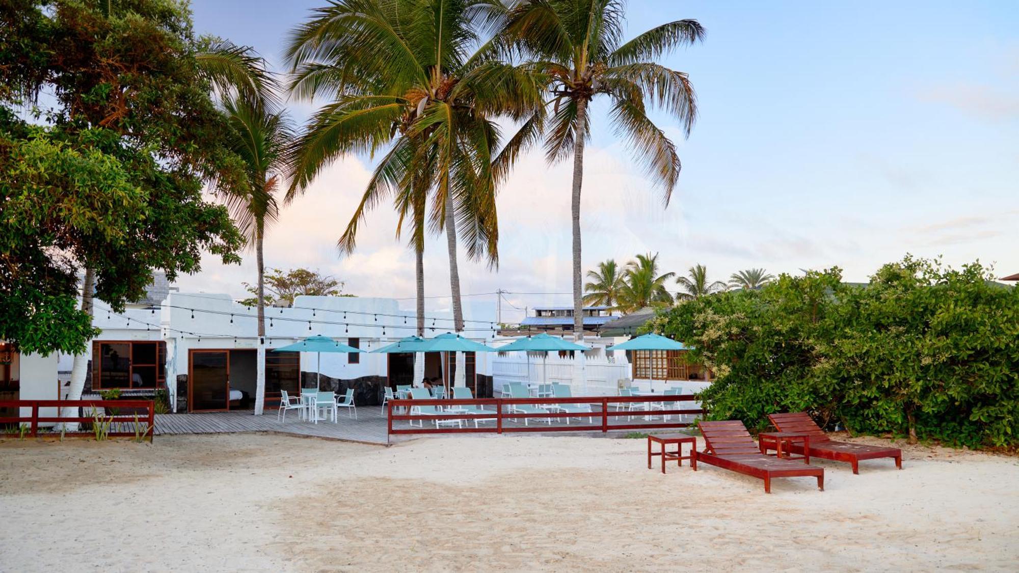 Isamar Galapagos Beachfront 3* Puerto Villamil